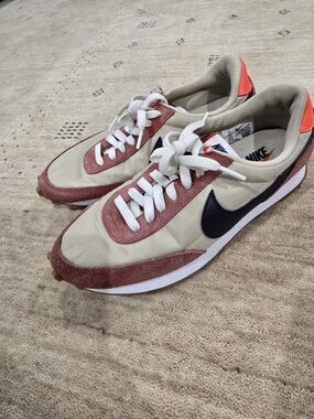 Nike Women's Beige and Burgundy Retro Trainer with Black Swoosh